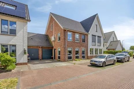 Tussenwoning te koop: De Wherelanden 222, Gors-Noord Purmerend
