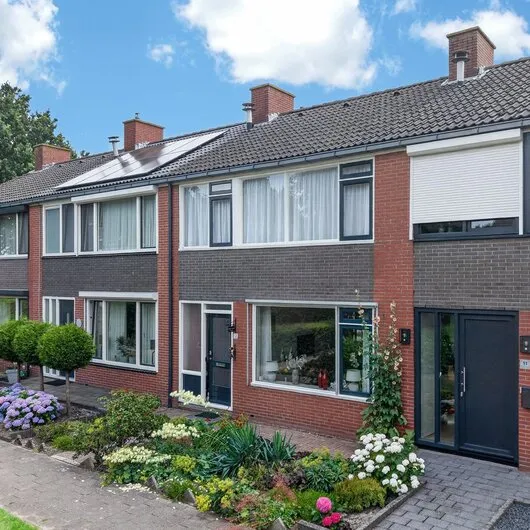 Tussenwoning te koop: De Wieken 13, Klazienaveen-Zuid Klazienaveen