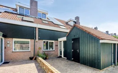 Terraced house for sale: De Wieken 69, Grote Waal - Buurt 13 05 Hoorn