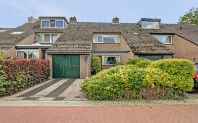 Tussenwoning te koop: De Wielewaal 73, Zevenhuizen-West 2 Zevenhuizen