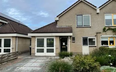 Twee-onder-één-kap te koop: De Wolken 29, Oud-Dronten Dronten