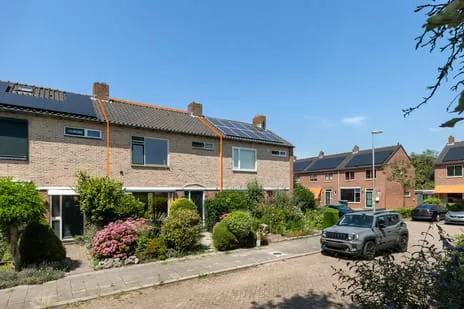 Terraced house for sale: De Zeeg 12, Centrum Oost Barendrecht
