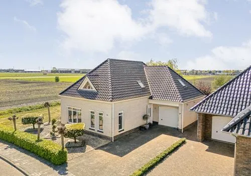 Vrijstaande woning te koop: De Akker 10, De Slagen Staphorst