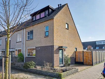 Hoekwoning te koop: De Akkers 43, De Akkers Schiedam