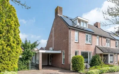 Tussenwoning te koop: de Ambachten 171, Heeze Heeze