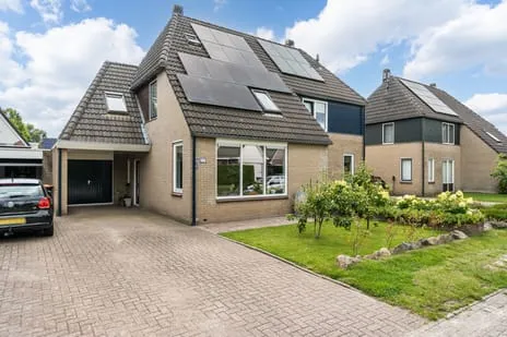 Terraced house for sale: De Baander 52, Marslanden Borger