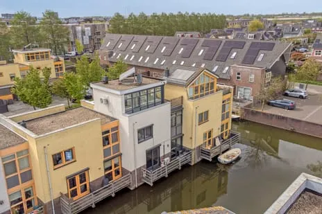 Tussenwoning te koop: De Beekdam 11, De Watertuinen Rosmalen