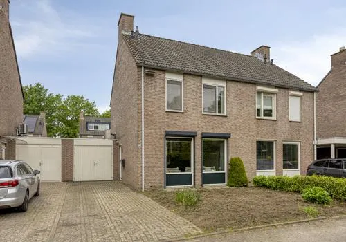 Tussenwoning te koop: de Beempd 10, De Notel Oirschot