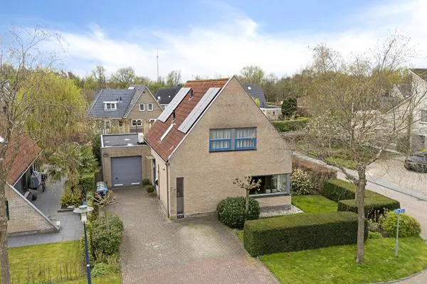 Vrijstaande woning te koop: De Blei 2, Grou Grou
