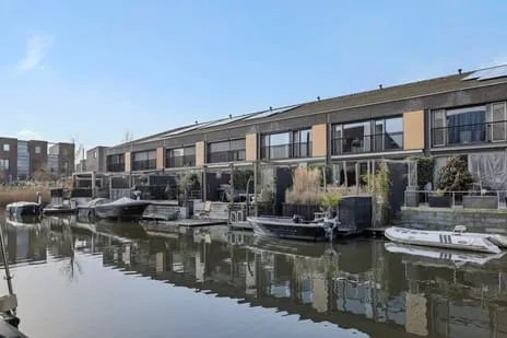 Tussenwoning te koop: De Brigantijn 14, De Watertuinen Rosmalen