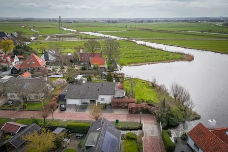 Vrijstaande woning te koop: De Burcht 2, Markenbinnen