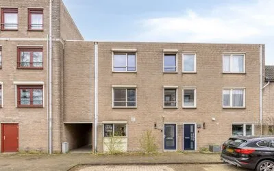 Tussenwoning te koop: De Burght 181, Centrum Geldrop