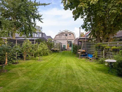 Twee-onder-één-kap te koop: De Buurt 109, De Buurt Venhuizen