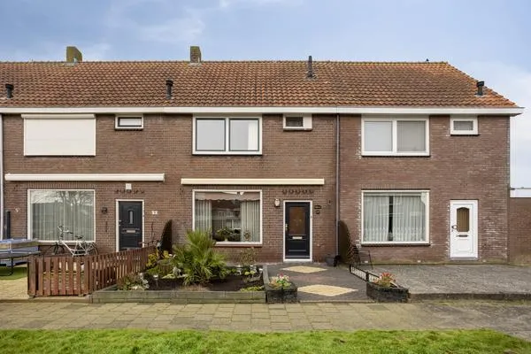 Tussenwoning te koop: De Cooghstraat 20, Volendam-Rozettenbuurt Volendam