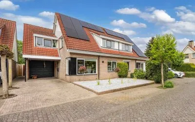 Twee-onder-één-kap te koop: De Dagmaat 68, De Landmaten Dronten