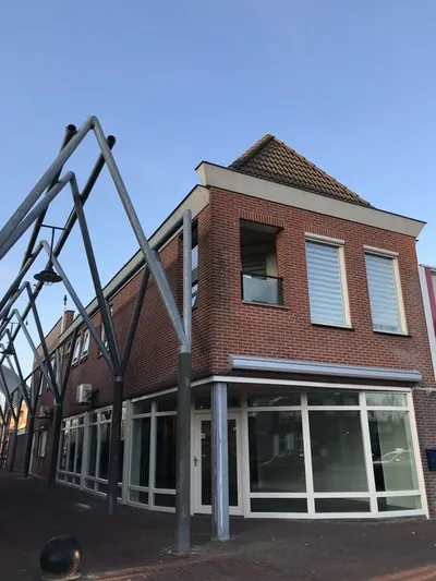 Huurwoning: de Dam 21A in Leek - €1.500 per maand - 240m²