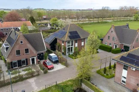 Twee-onder-één-kap te koop: De Eendracht 15, Zuidschermer Zuidschermer