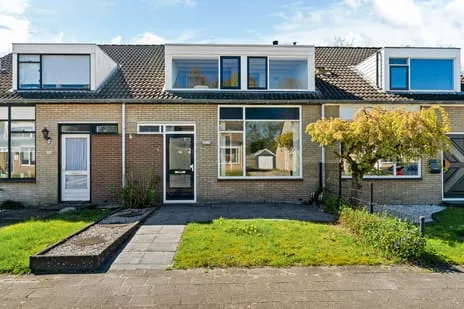 Tussenwoning te koop: De Finne 17, Langezwaag