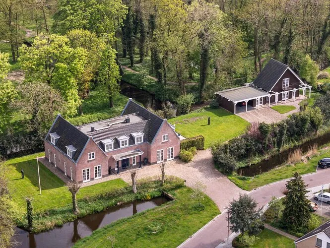 Vrijstaande woning te koop: De Finne 7, IJsbrechtum Ysbrechtum