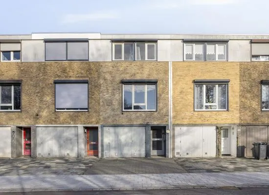 Tussenwoning te koop: De Gasperistraat 12, De Kling Brunssum