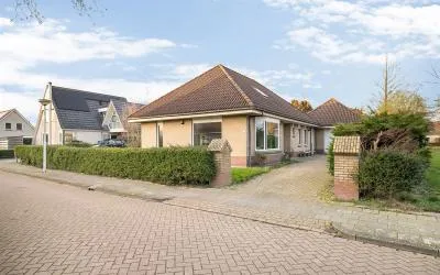 Vrijstaande woning te huur: De Gersdroegerij 9, Deinum Deinum