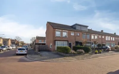 Hoekwoning te koop: de Graafjes 9, Broerswetering Bunschoten-Spakenburg