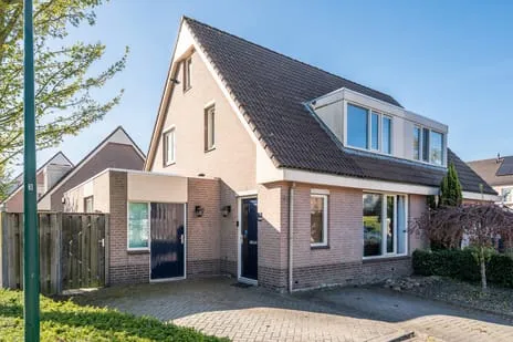 Twee-onder-één-kap te koop: de Groote Aa 4, Heeze Heeze
