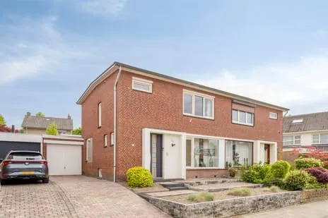 Tussenwoning te koop: de Haymestraat 29, Margraten Margraten
