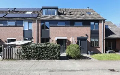Tussenwoning te koop: De Heetkamp 13, De Bik Hoogland