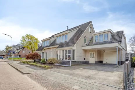Twee-onder-één-kap te koop: de Hoeve 17, Nieuw Heeten Kern Nieuw Heeten