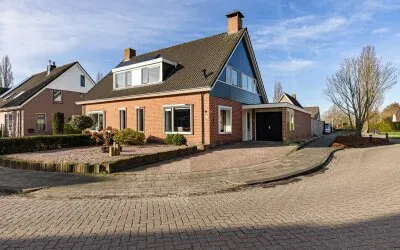 Hoekwoning te koop: De Hoge Kamp 24, Opende-West Opende