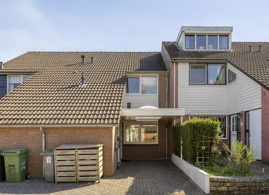 Tussenwoning te koop: De Hucht 9, 's-Heerenberg, oostelijke uitbreiding 'S-Heerenberg