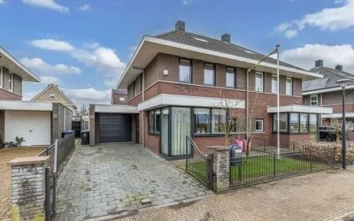 Twee-onder-één-kap te koop: De Ielreager 63, Bolsward-Noordoost Bolsward