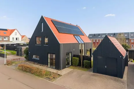 Vrijstaande woning te koop: De Jint 1, Wiarda Leeuwarden