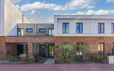 Tussenwoning te koop: de Jura 10, Emmeloord-Espelervaart-Bergenbuurt Emmeloord