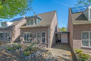Tussenwoning te koop: De Kavelen 10, Waalre