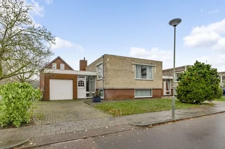 Hoekwoning te koop: de Keverbergstraat 70, Kern Haelen Haelen