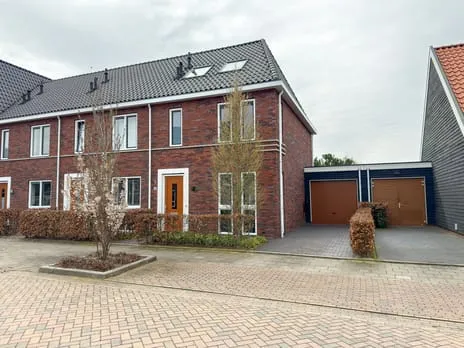 Tussenwoning te koop: De Klamp 28, Elst Centrum Elst (Ut)