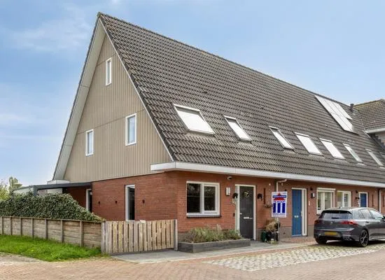 Hoekwoning te koop: De Kleefse Kamp 68, Kern Herveld Herveld