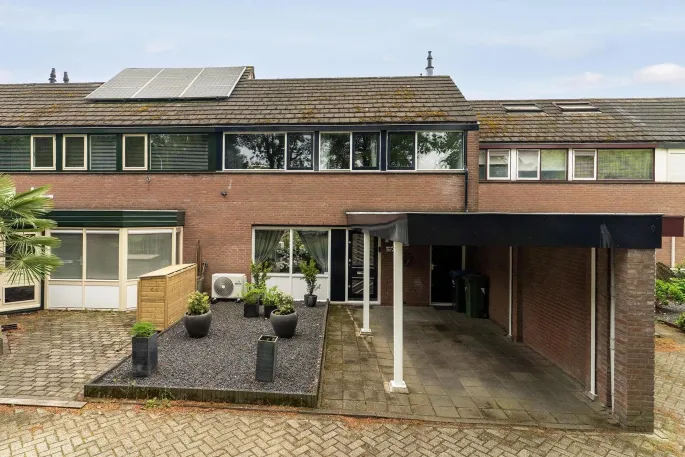 Tussenwoning te koop: de Kluijskamp 1324, De Kamp Nijmegen