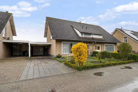 Twee-onder-één-kap te koop: De Knolschans 17, Liempde Liempde