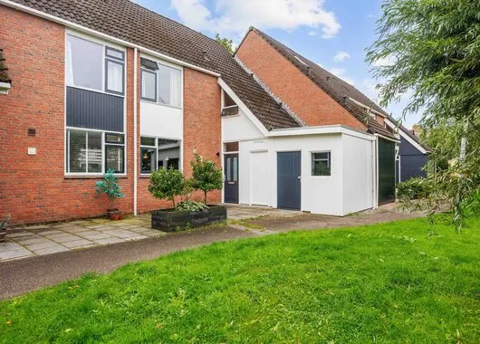 Tussenwoning te koop: De Koperwiek 22, Zuidhorn Zuidhorn