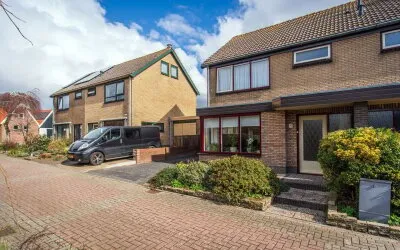 Tussenwoning te koop: De Kuil 5, Den Hoorn