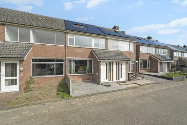 Tussenwoning te koop: De Kule 42, Den Oever (woonkern) Den Oever