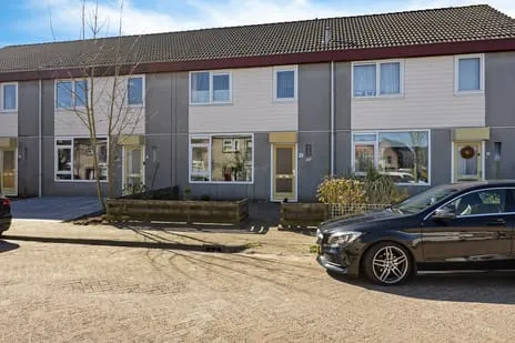 Tussenwoning te koop: De Lijnbaan 4, De Nieuwesluis Zwartsluis