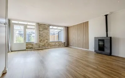 Tussenwoning te koop: De Linde 4, Rozenburg Rozenburg