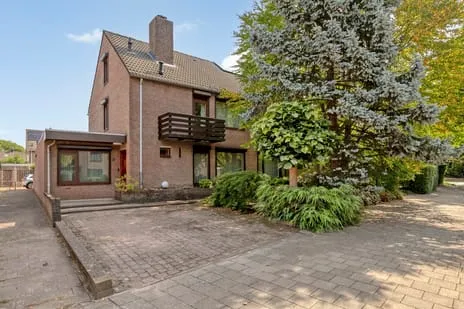 Hoekwoning te koop: De Loop 9, Cobbeek en Centrum Veldhoven