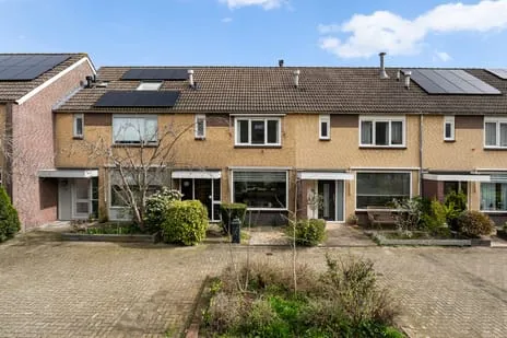 Tussenwoning te koop: De Meibloem 45, Hofwijk en Oranjehof Wateringen