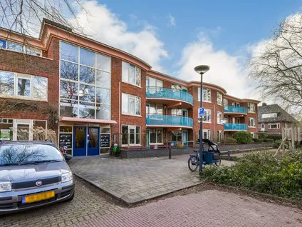 Appartement te koop: De Meij Van Streefkerkstraat 100, Leiden