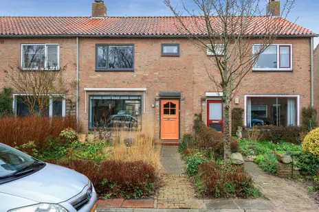 Tussenwoning te koop: De Moestuin 15, Vennewater Heiloo